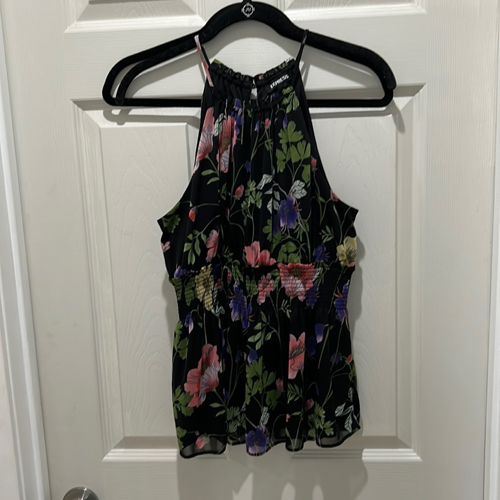 Express flower top. Size small. Brand new.